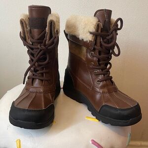 UGG Brown and Black Leather Boots with Cream Fur